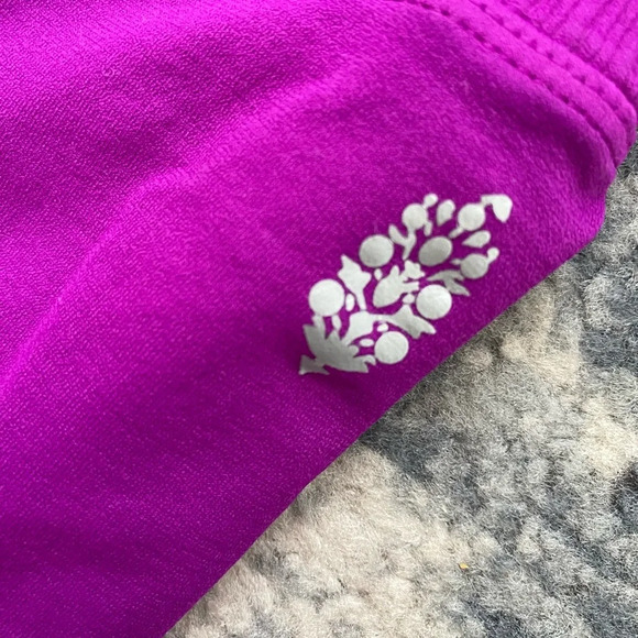 NWOT! Free People FP Movement Good Karma 7/& Leggings, SZ XS/S, Bright Purple - Picture 7 of 8